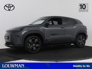 Toyota Urban Cruiser Executive 61 kWh | DEMO | Navigatie | PANO | PDC | ACC |