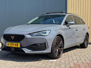 Cupra Leon 1.4 e-Hybrid 245pk DSG | Pano | ACC | Stoel/Stuurverwarming | Camera | Carplay |