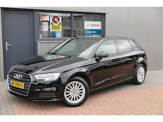 Audi A3 Sportback 1.4 TFSI CoD 110kw 150PK S-tronic Xenon ,Trekhaak , LMV, Stuurwiel multifunctioneel, etc. APK tot 05-2027