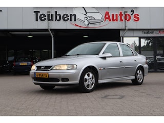Opel Vectra 1.8-16V Business Edition | Climate control | Trekhaak | Zie foto's