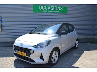 Hyundai i10 1.2 COMFORT|NAVI|CARPLAY|PDC|TWO TONE