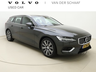 Volvo V60 T6 340pk Inscription / Panorama dak / Trekhaak / Stoel/- en stuurverwaming / Elektrisch verstelbare stoelen / Apple carplay/Android auto / Keyless entry /
