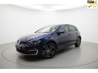 Volkswagen Golf 1.4 TSI GTE TREKHAAK PDC SFEERVERL CARPLAY