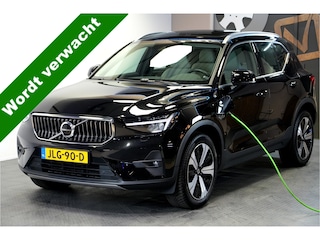 Volvo XC40 1.5 T5 Plug-in Hybrid 193kW/262pk DCT7 Ultimate Bright FACELIFT! PANORAMADAK + HARMAN/KARDON + ADAPT.CRUISE + PILOT ASSIST + NAVI SENSUS + BLIS + LANE ASSIST + EL.STOELEN + STOEL-&STUURVERWARMING + CAMERA + KEYLESS + PARKSENSOREN V&A + 19” LM-VELGEN!!