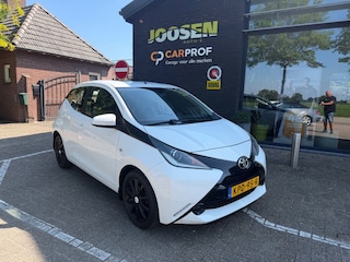 Toyota Aygo 1.0 VVT-I X-CLUSIV