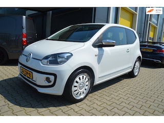 Volkswagen Up 1.0 high up!