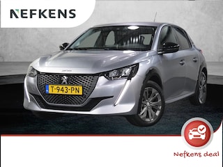 Peugeot 208 EV Allure Pack 50 kWh 136PK | 1ste eigenaar | ACCU 99% | Camera | AppleCarPlay/AndroidAuto | Armsteun | LEER/Stof | LED | Climate Control | Cruise Control | AUTOMAAT | Parkeersensoren | Isofix | Privacy Glass |