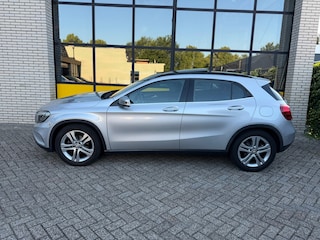 Mercedes-Benz GLA 200 AMG Pack, Pano dak, Xenon, Stoelverwarming