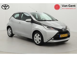Toyota Aygo 1.0 VVT-i x-play | Airco | Camera | Bluetooth