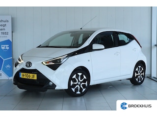 Toyota Aygo 1.0 VVT-i x-play AUTOMAAT | Camera | Carplay | Airco | Elektr. ramen |