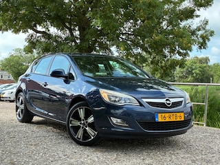Opel Astra 1.6 Selection | 5-Deurs + Airco nu € 3.975,-!!!