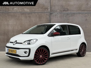 Volkswagen Up 1.0 BMT high up! Camera | Beats Audio | DAB+ | Parkeersensoren | Stoelverwarming | Dealer onderhouden |