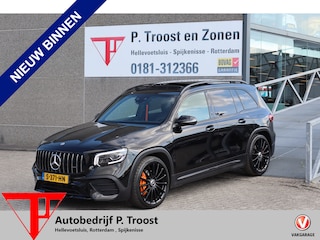 Mercedes-Benz GLB AMG 35 4MATIC Night pakket/Panoramadak/Stoelverwarming/Sfeerverlichting/ABC Kleppensysteem/Achteruitrijcamera/Apple carplay/21'' licht metaal/Elektrische achterklep/Oranje gordels!