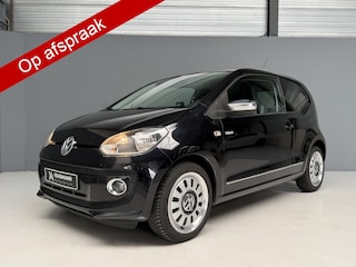 Volkswagen Up 1.0 high up! Black Up! .