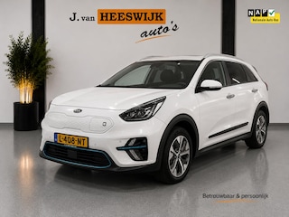 Kia Niro e-Niro DynamicPlusLine 64 kWh Navigatiesysteem | Open dak | Parkeersensoren |Stoelverwarming | Led verlichting