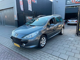 Peugeot 307 SW 2.0-16V Pack 2e Eigenaar! Trekhaak Airco Pano NAP APK