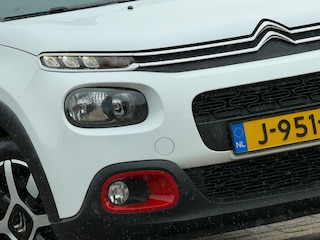 Citroën C3 1.2 PureTech S&S Shine 110pk Automaat - Bancuise/Rouge Ardent - Carplay/Camera/Clima