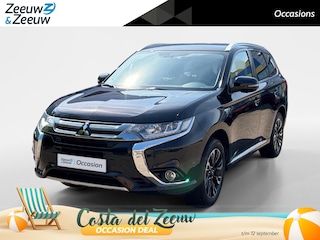 Mitsubishi Outlander 2.0 PHEV instyle achteruitrijcamera , trekhaak , electronic climate controle , lichtmetalen velgen 18" , lederen bekleding , stoel en stuur verwarming , verwarmde voorruit , super complete auto in zeer nette staat