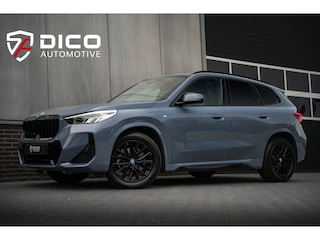 BMW X1 xDrive 25e 245 pk M-Sportpakket /Nieuw-Model/ BTW-Auto/ Pano-Dak/ Harman&Kardon/ Camera/ Sport-Stoelen/ Stoel.Verw/ Widescreen/ Memory/ 18''LMV