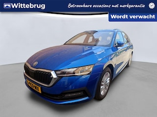 Skoda Octavia Combi 1.0 e-TSI 110pk Business Edition DSG Automaat App Connect / Parkeersensoren / LED / Elek. kofferbak / LM 16'' / Clima