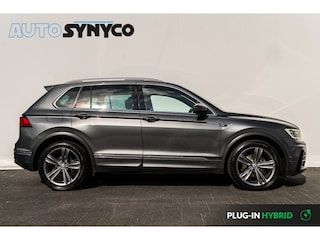 Volkswagen Tiguan 1.4 TSi R-Line | Panoramadak | Virtual Cockpit | Adapt. Cruise | Afn. Trekhaak | 19 inch LMV | LED