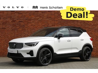Volvo XC40 B4 Plus Black Edition | Panoramisch schuif-/kanteldak | Elektrisch verstelbare voorstoelen met geheugenfunctie | 360 graden camera | Extra getint glas achter | Harman Kardon | Dak in contrasterende kleur Black Stone | Stoel- / stuurwielverwarming | 20 inch. lichtmetalen velgen | Adaptieve cruise control | BLIS