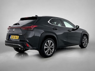 Lexus UX 300h 35th Edition | Demo | Direct Leverbaar | Stoel- en Stuurverwarming |