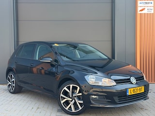 Volkswagen Golf 1.2 TSI Trendline|100% Onderhouden|Stoelverwarming|Bluetooth|Climate Control|Parkeersensoren
