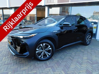 Toyota bZ4X Active 71 kWh 3-Fase | Trekhaak