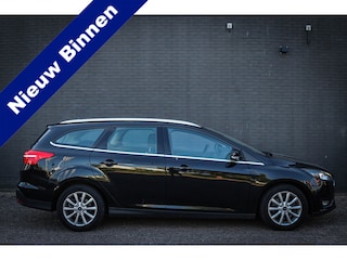 Ford Focus Wagon 1.5 Titanium Net binnen-Nu al te bezichtigen