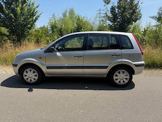Ford Fusion 1.4 16V