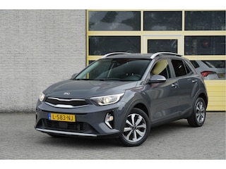 Kia Stonic 1.0 T-GDi MHEV DynamicPlusLine BJ2021 Lmv 16" | Led | Pdc | Keyless entry | Achteruitrijcamera | App-Connect | Navi | Climate control | Cruise control | Extra getint glas