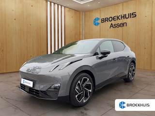 Lynk & Co 02 More 66 kWh | Panoramadak | 360 camera | Stoel + Stuurverwarming | Adaptieve cruise control | BLIS |