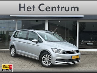Volkswagen Touran 1.5 TSI Comfortline Business 7p wegd.b trekhaak - Camera - Carplay - Navi - Ad. Cruise Control