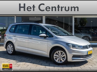 Volkswagen Touran 1.5 TSI Comfortline Business 7p wegd.b trekhaak - Camera - Carplay - Navi - Ad. Cruise Control