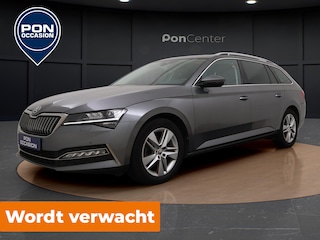 Skoda Superb Combi 1.4 TSI iV Edition Plus | Trekhaak | ACC | Stuur-/Stoelverwarming V+A | Matrix LED | Parkeerhulp | Carplay | 17'' |