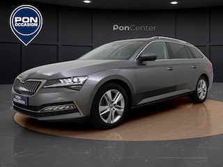 Skoda Superb Combi 1.4 TSI iV Edition Plus | Trekhaak | ACC | Stuur-/Stoelverwarming V+A | Matrix LED | Parkeerhulp | Carplay | 17'' |