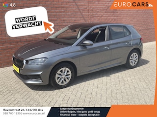 Skoda Fabia 1.0 TSI Automaat Ambition Skoda Fabia 1.0 TSI Ambition Panoramadak Navigatie Carplay PDC Camera Adaptive Cruise Control Stoelverwarming Full LED Climatronic