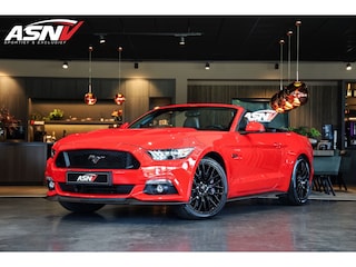 Ford Mustang Convertible 5.0 GT, 422 PK, Navigatie/Grootbeeld/Sync, Stoelventilatie, Camera, Xenon, Race/Red, Black/Leder, 39DKM!