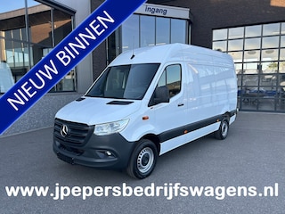 Mercedes-Benz Sprinter 317 CDI L2 H2 MBUX / 360 Camera / Parkeersensoren / Navigatie / Cruise control / Airco / 270 Graden achterdeuren