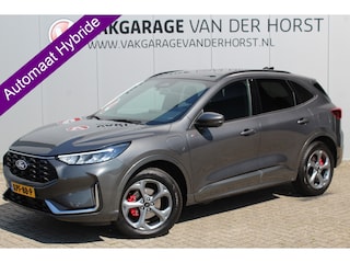 Ford Kuga 2.5-243pk PHEV ST-Line X. Trekgewicht 2.100kg ! Nieuw Model ! In nieuwstaat verkerende zeer luxe Ford Kuga van 2026 ! Elektr. panodak, Elektr. inklapb. trekhaak, stoel-, stuur- en voorraamverw., camera v+a, Apple carplay/Android auto, Elektr. verstelb. bestuurdersstoel etc.