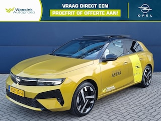 Opel Astra 58 kWh Electric 156pk Ultimate | Climate Control | Apple Carplay | Schuif-/Kanteldak | Massagestoel | Stoel-/Stuurverwarming | Camera |