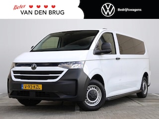 Volkswagen Transporter 2.0 TDI 110 pk L2H1 Life | Airco | Cruise control | Camera | LED | Navigatie via app connect | Bijrijders bank | PDC | DAB+ | Trekhaak | Treeplanken | Achterspoiler | Glaslook panelen | Betimmering laadruimte |