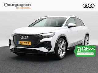 Audi Q4 35 S-Line 55 kWh 170 Pk | Head Up | Stoelverwarming | Matrix LED | Adaptive Cruise | Camera | Warmtepomp | 20 Inch | 44.129 Km !!
