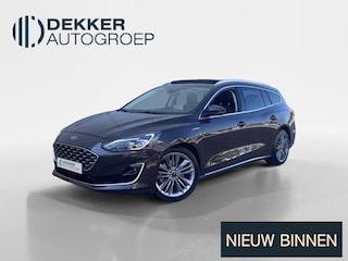 Ford Focus 1.0 EcoBoost 125 pk Vignale Wagon Panoramadak - Design Pack - Winter Pack - Lederen bekleding
