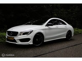 Mercedes-Benz CLA 180 Ambition AMG-Line | Pano | Sfeer |