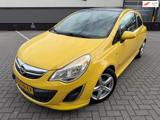 Opel Corsa 1.2-16V Cosmo*Airco*Cruise*Velgen*Elkt-ramen*C-D-Afstandsbediening*NEW-APK*1eEigenaar