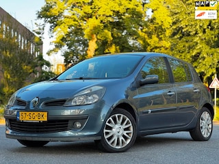 Renault Clio 1.4-16V Dynamique Luxe