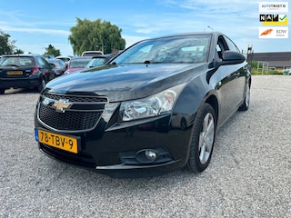 Chevrolet Cruze / Opel Insignia 1.8 LT Automaat Nieuwe Apk Zeer Nette Staat Clima Cruise PDC LMV Trekhaak