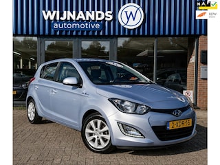 Hyundai i20 1.2i i-Deal Dealer Onderhoud Pdc Led Airco APK